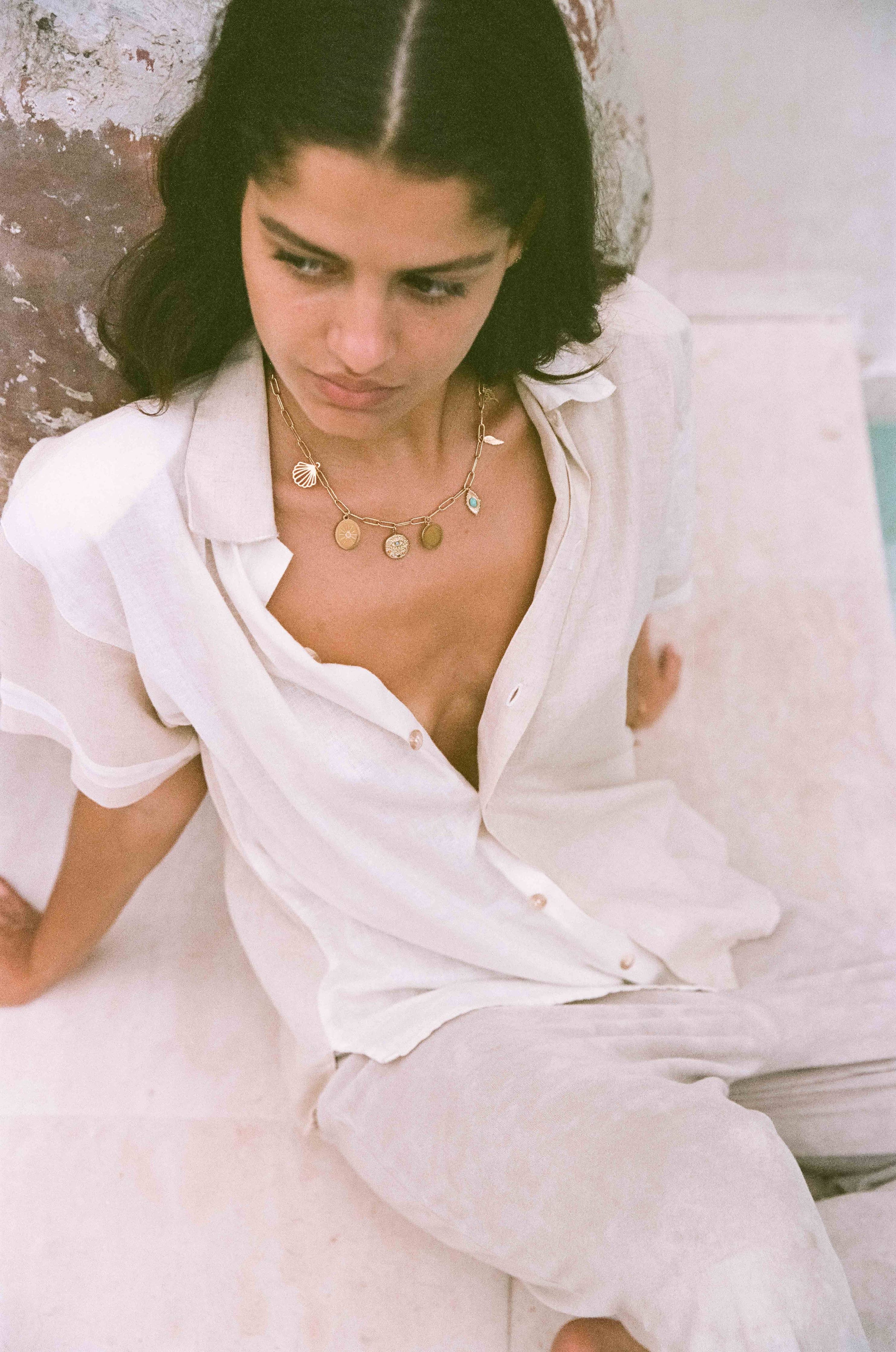 Lauren Necklace: Gold